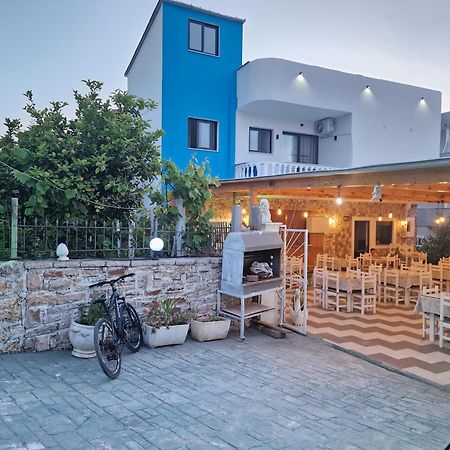 Blue Hotel Εξαμίλιο Εξωτερικό φωτογραφία