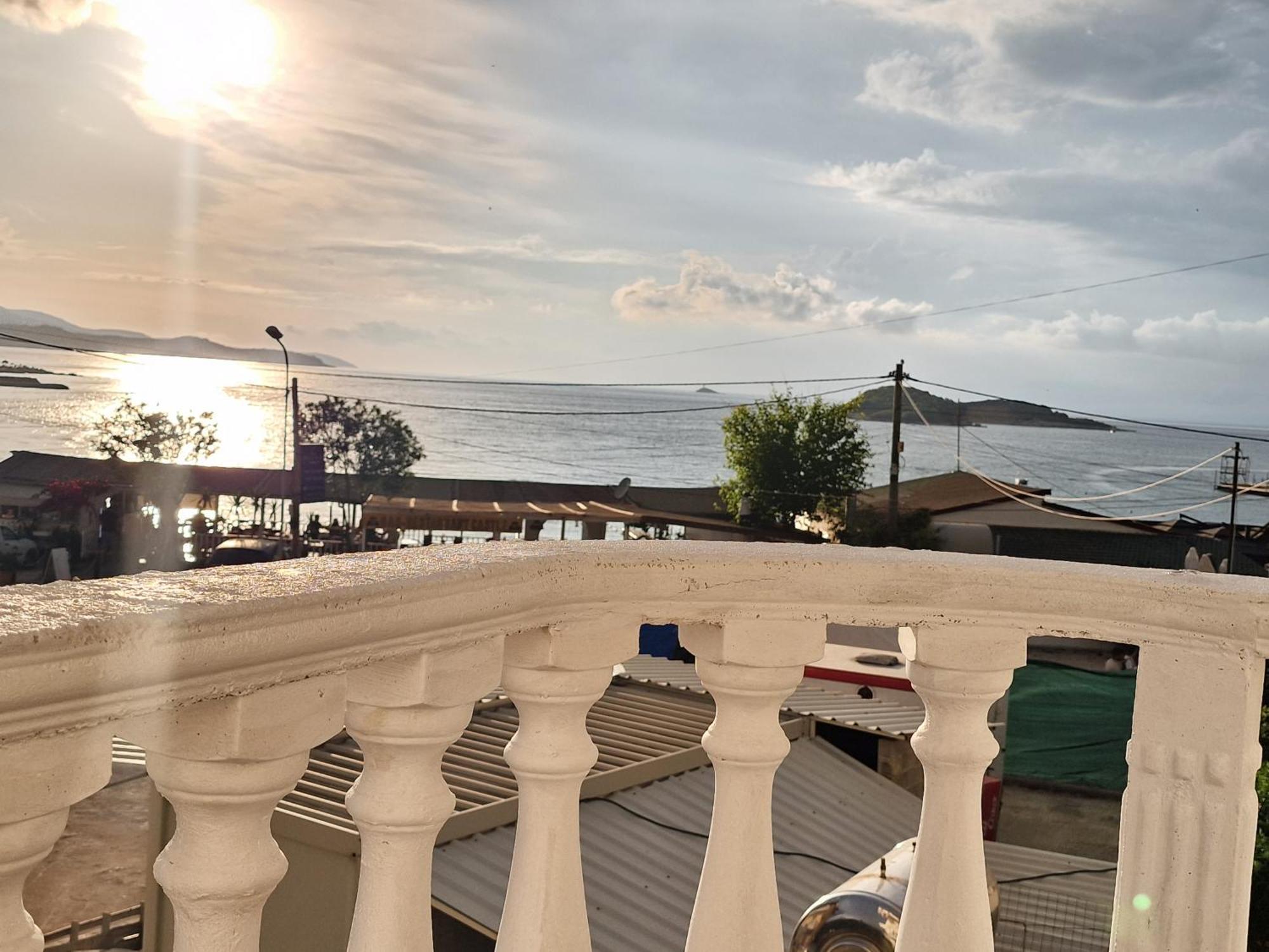 Blue Hotel Εξαμίλιο Εξωτερικό φωτογραφία