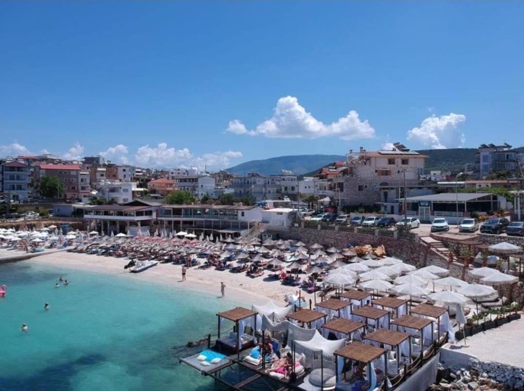 Blue Hotel Εξαμίλιο Εξωτερικό φωτογραφία